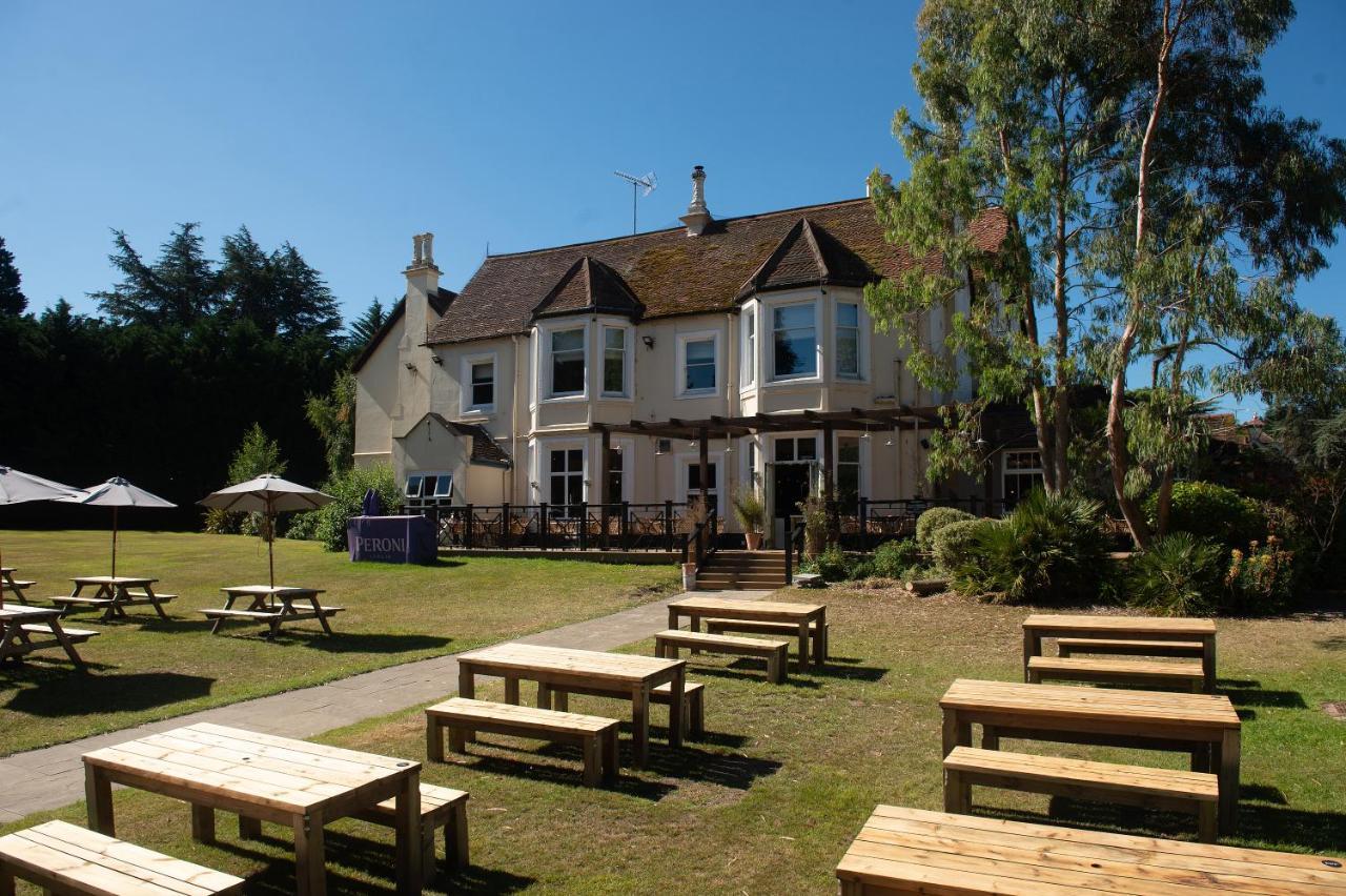 Worplesdon Place Hotel 길드포드 외부 사진