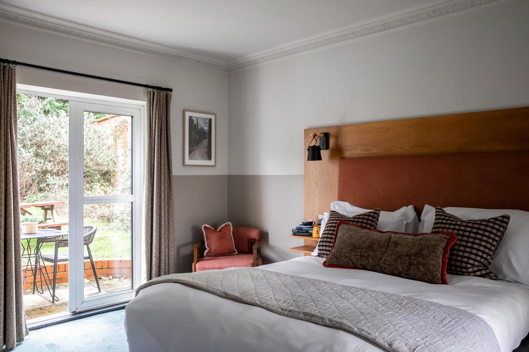 Worplesdon Place Hotel 길드포드 외부 사진
