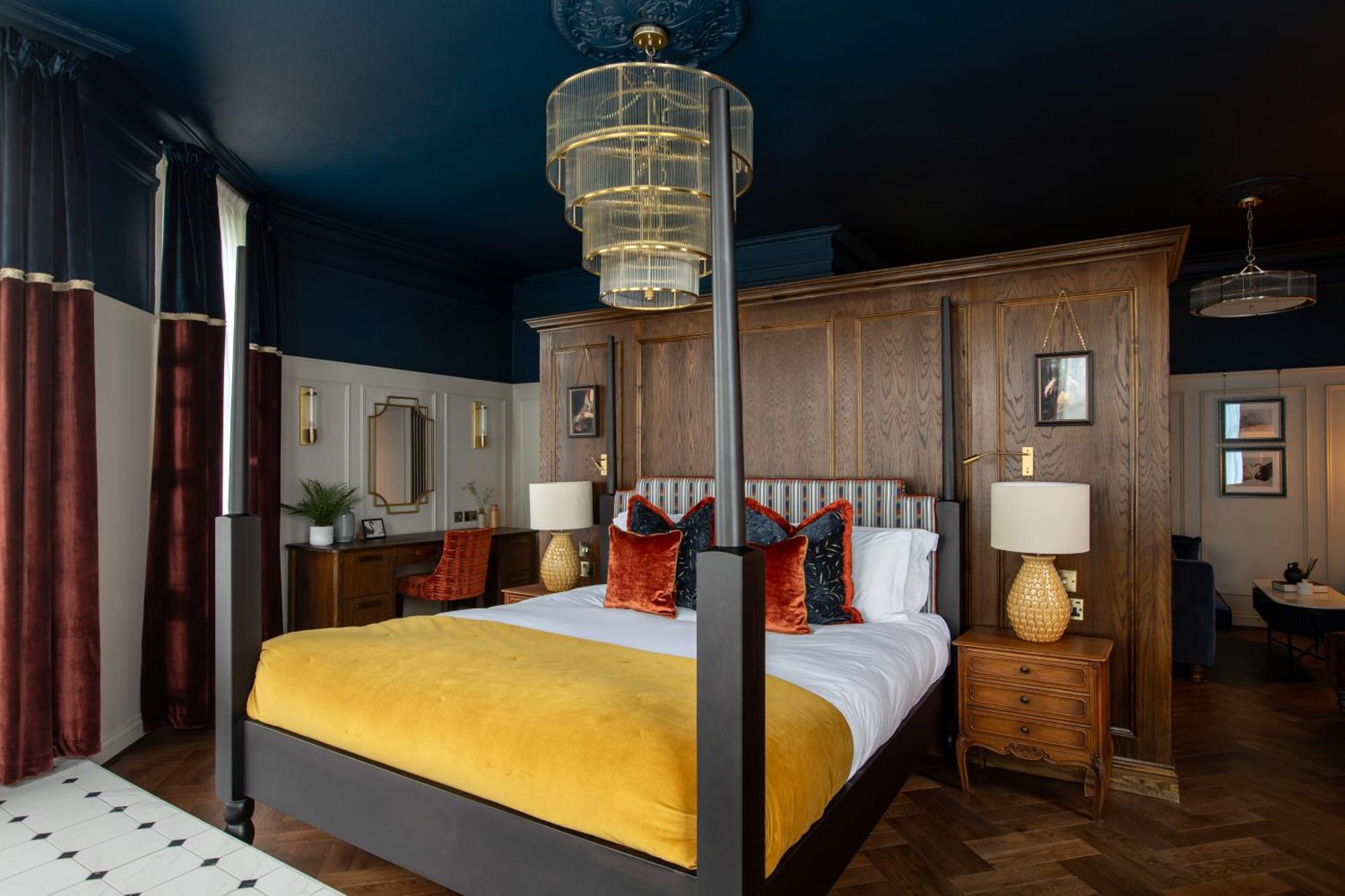 Worplesdon Place Hotel 길드포드 외부 사진