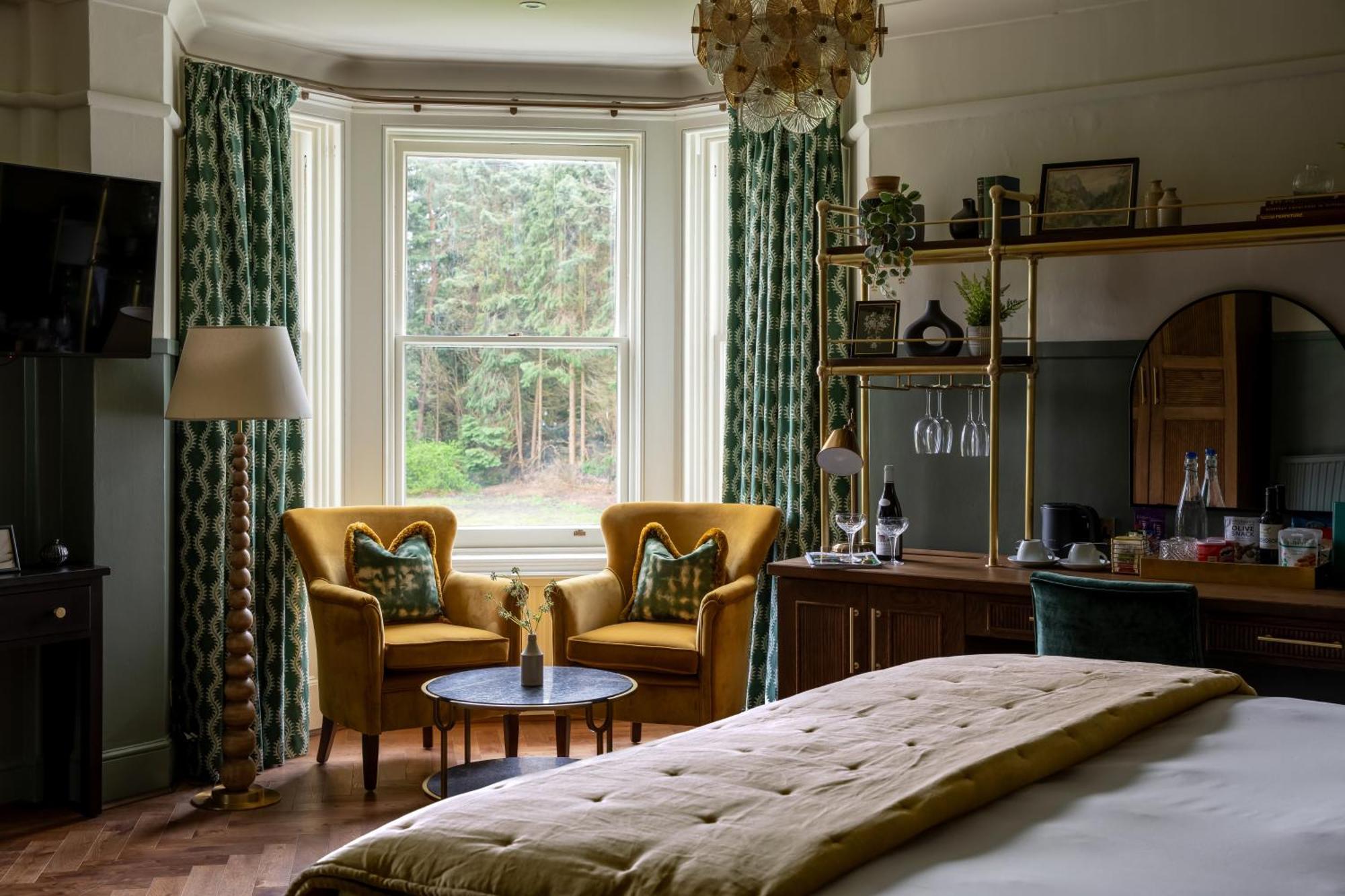 Worplesdon Place Hotel 길드포드 외부 사진