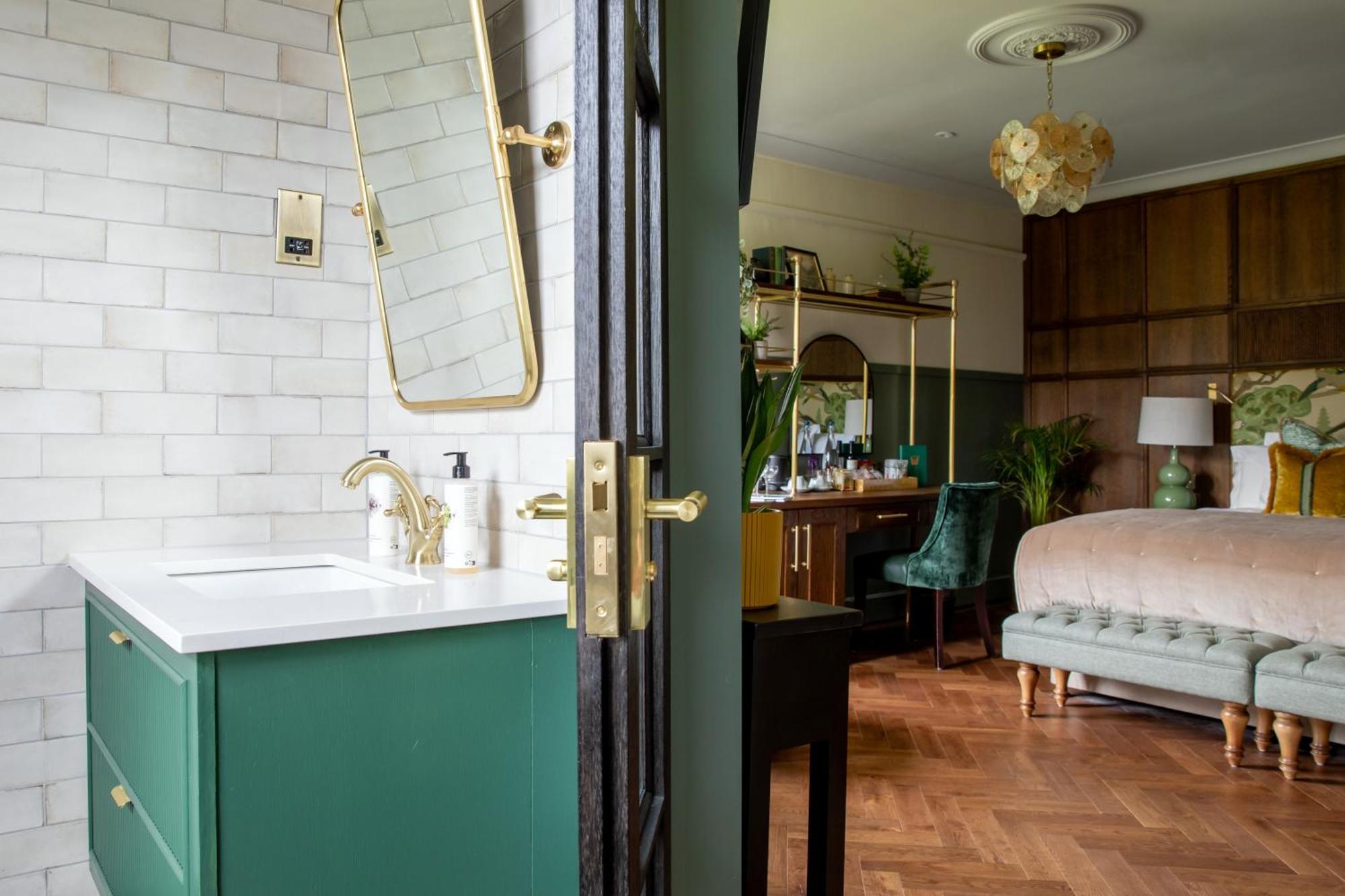 Worplesdon Place Hotel 길드포드 외부 사진